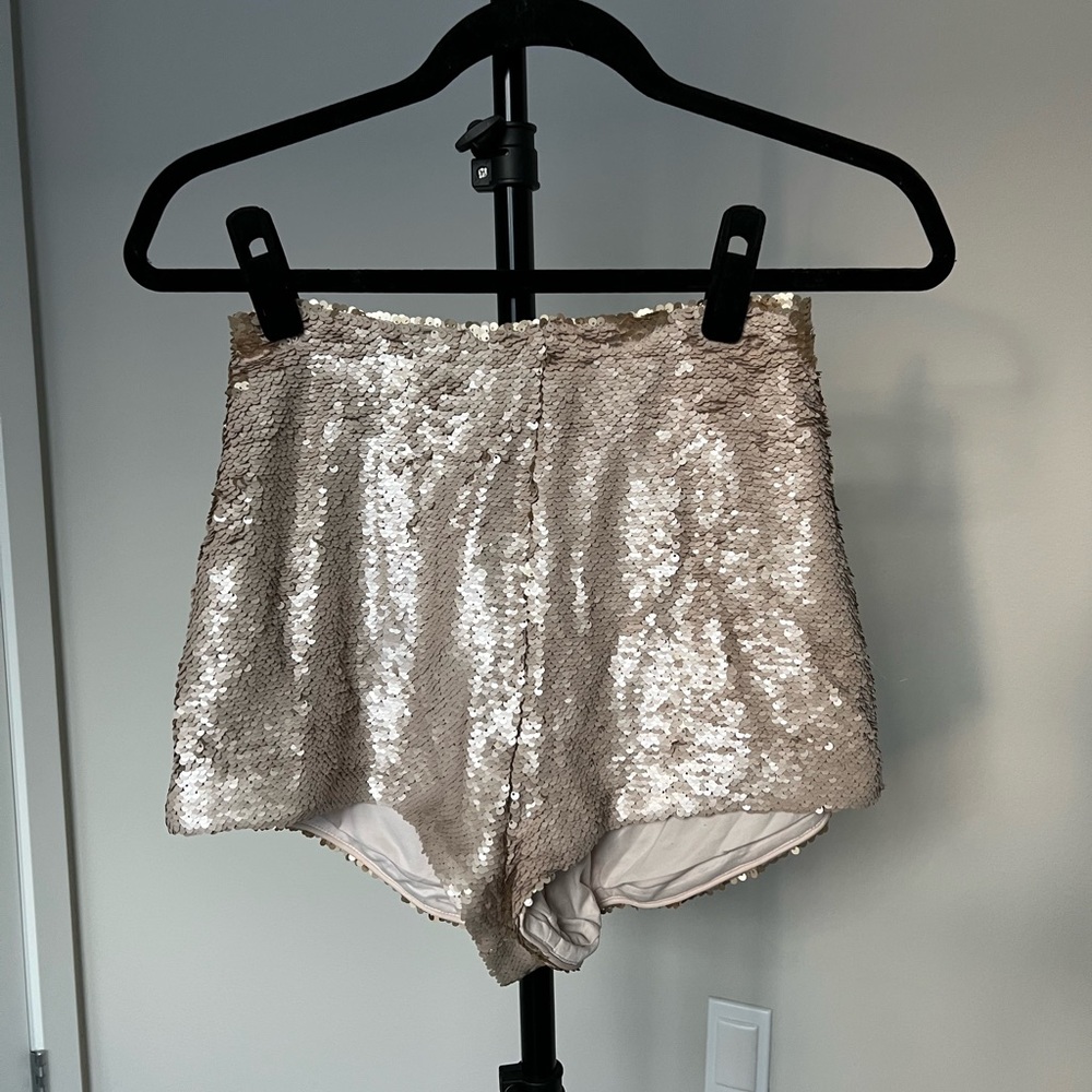 NWT The Jetset Diaries Champagne Sequins High Waisted Shorts